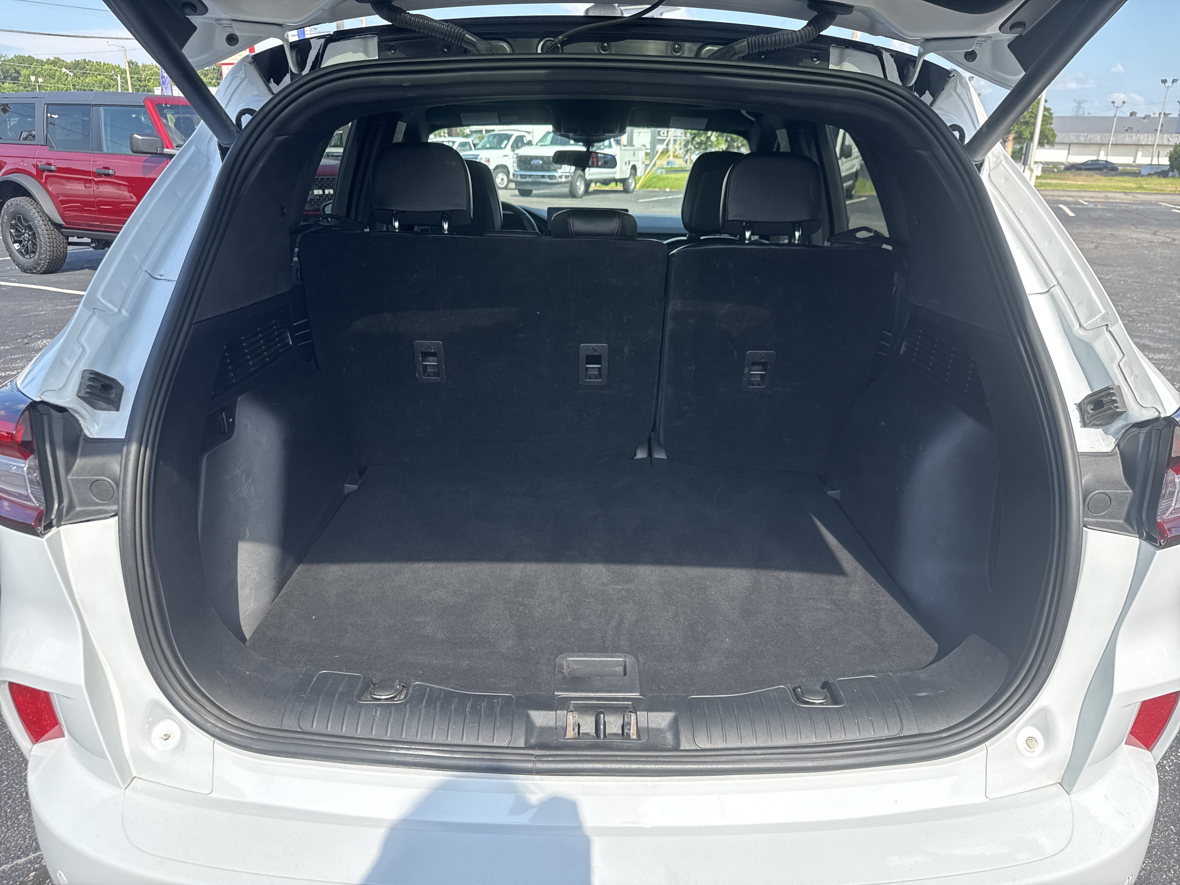Certified 2023 Ford Escape ST-Line w/ Tech Pack #1 AWD/4WD image 13