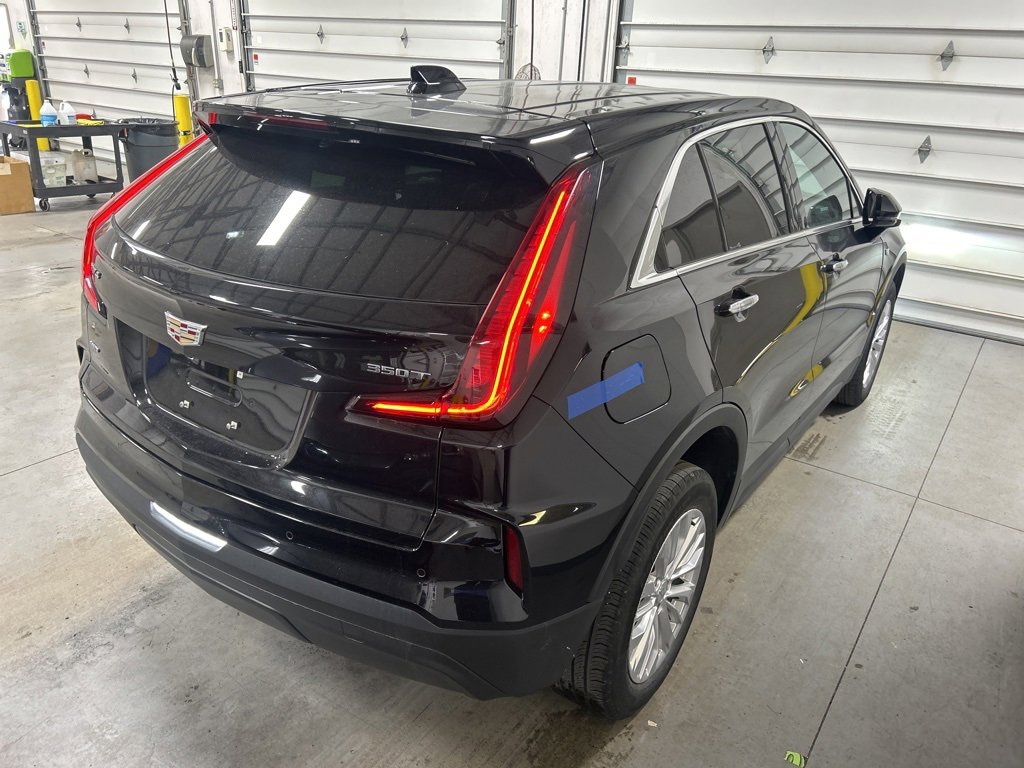Used 2024 Cadillac XT4 Luxury image 6