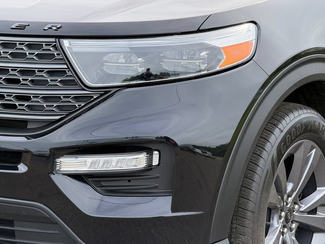 Certified 2023 Ford Explorer XLT w/ Equipment Group 202A AWD/4WD image 16