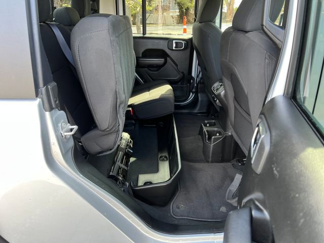 Used 2023 Jeep Gladiator Sport image 33