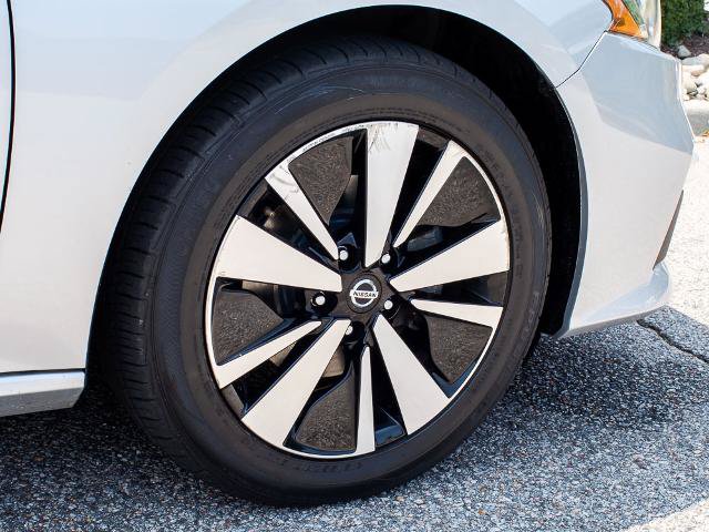Used 2022 Nissan Altima 2.5 SV FWD image 8