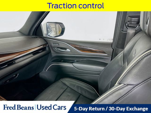 Used 2023 Cadillac Escalade ESV Premium Luxury AWD/4WD image 30