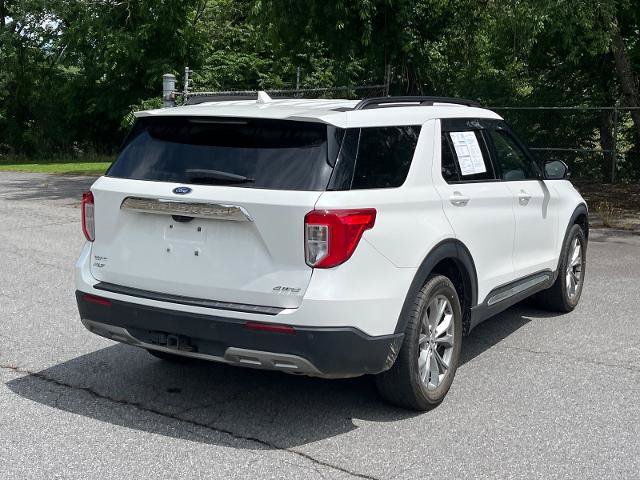 Certified 2022 Ford Explorer XLT w/ Equipment Group 202A AWD/4WD image 3