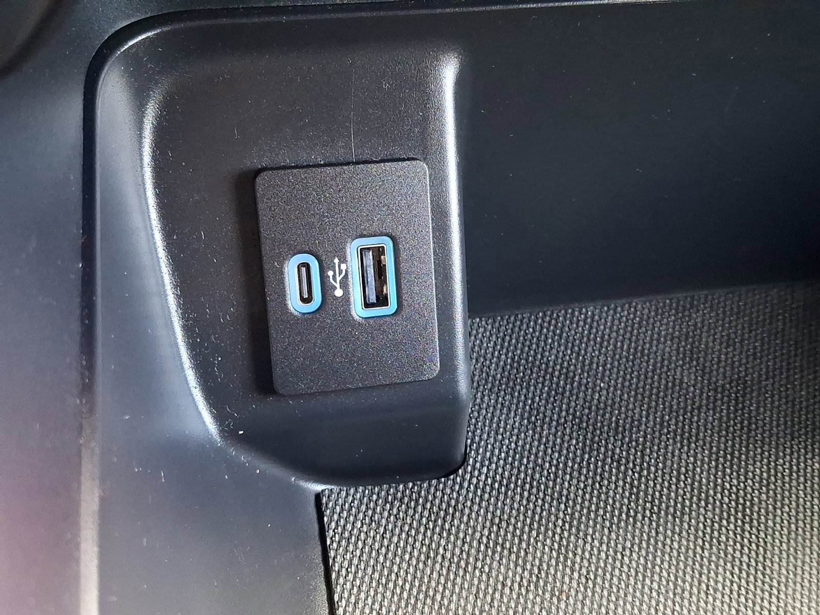 Certified 2022 Ford F150 XLT w/ Equipment Group 302A High image 25