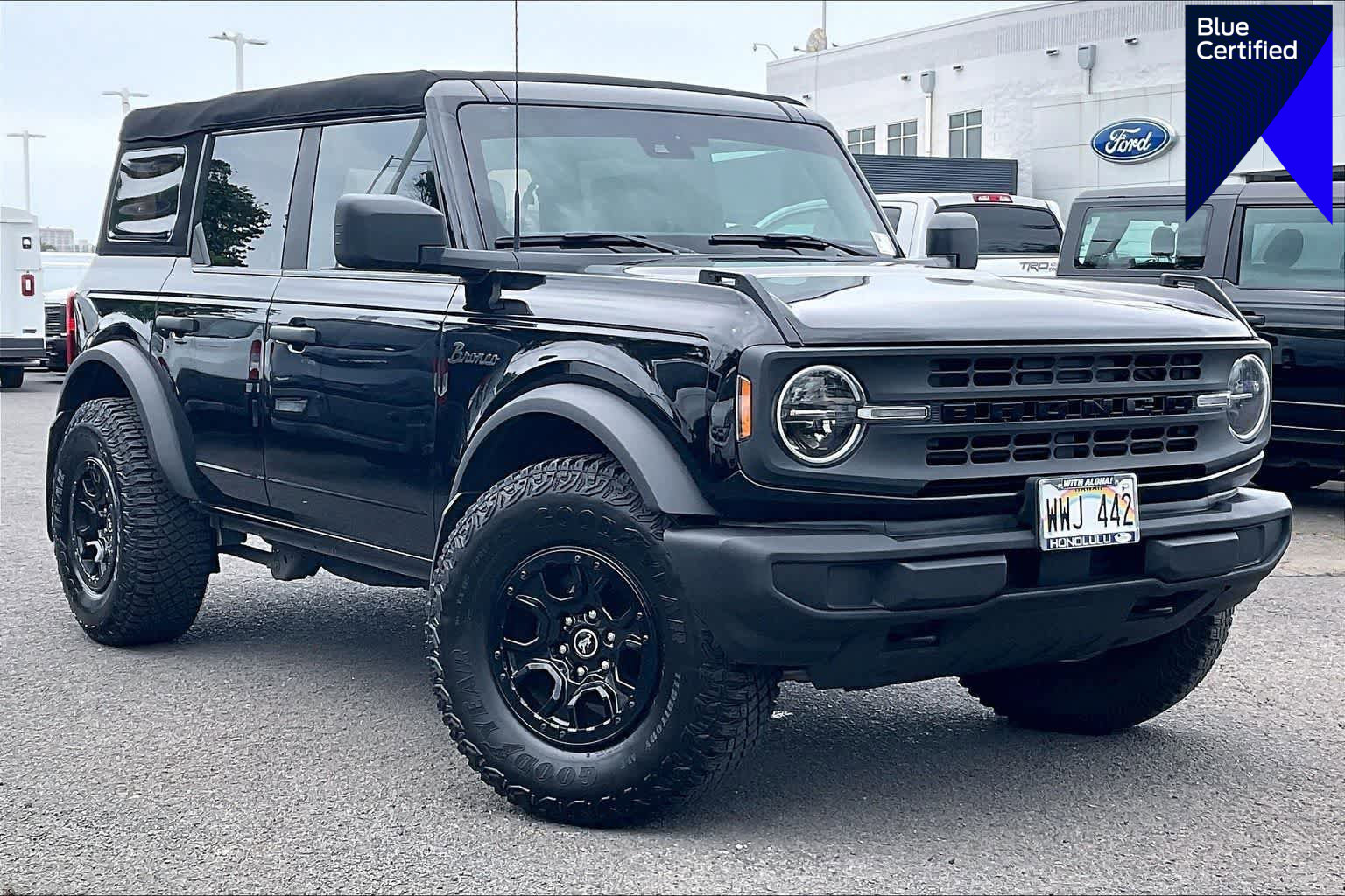 Certified 2023 Ford Bronco 4-Door AWD/4WD image 1