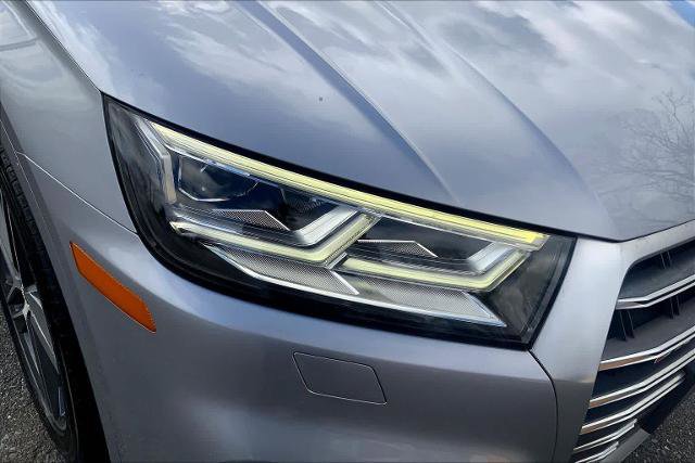 Used 2018 Audi SQ5 Premium Plus w/ Navigation Package image 27