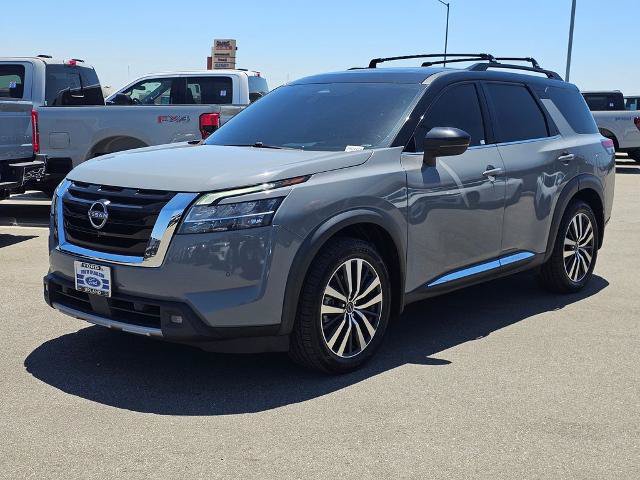 Used 2022 Nissan Pathfinder Platinum w/ Cargo Package FWD image 3