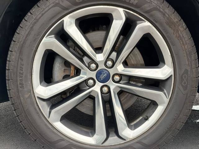 Certified 2018 Ford Edge Sport w/ Technology Package AWD/4WD image 14