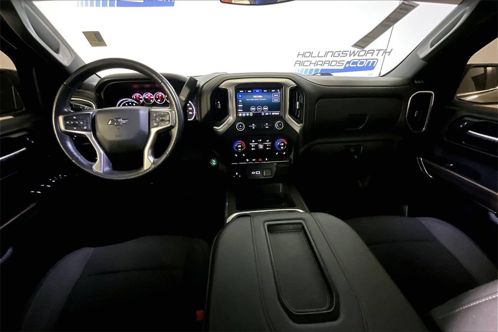 Used 2021 Chevrolet Silverado 1500 LT Trail Boss w/ Bed Protection Package image 11