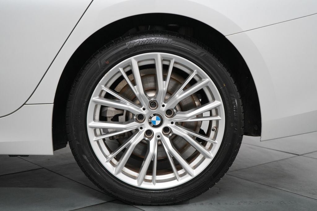 Used 2024 BMW 330i xDrive Sedan AWD/4WD image 33