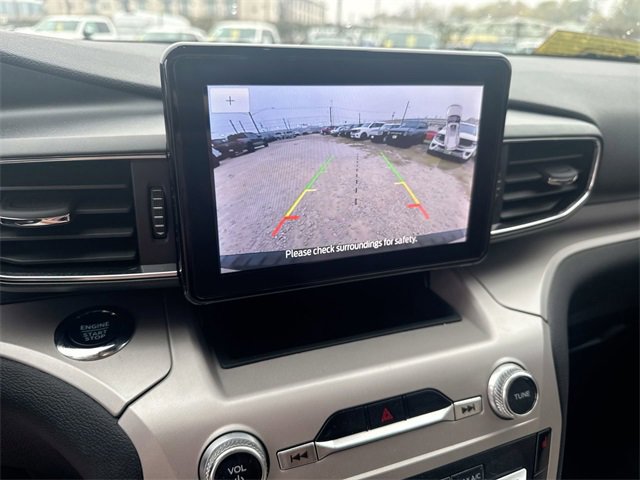 Certified 2024 Ford Explorer XLT w/ Equipment Group 202A image 28