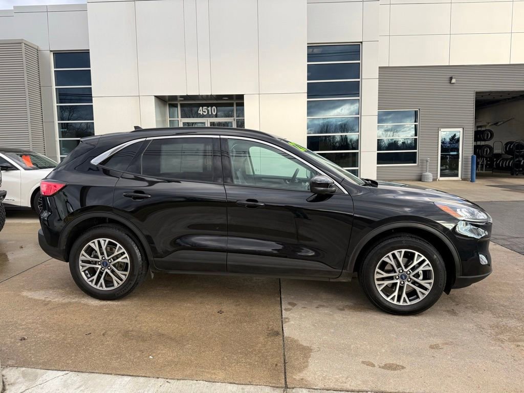 Certified 2022 Ford Escape SEL image 6
