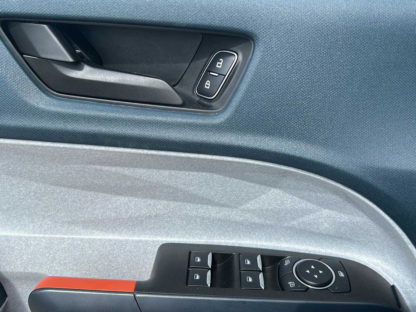 Certified 2023 Ford Maverick XLT FWD image 9