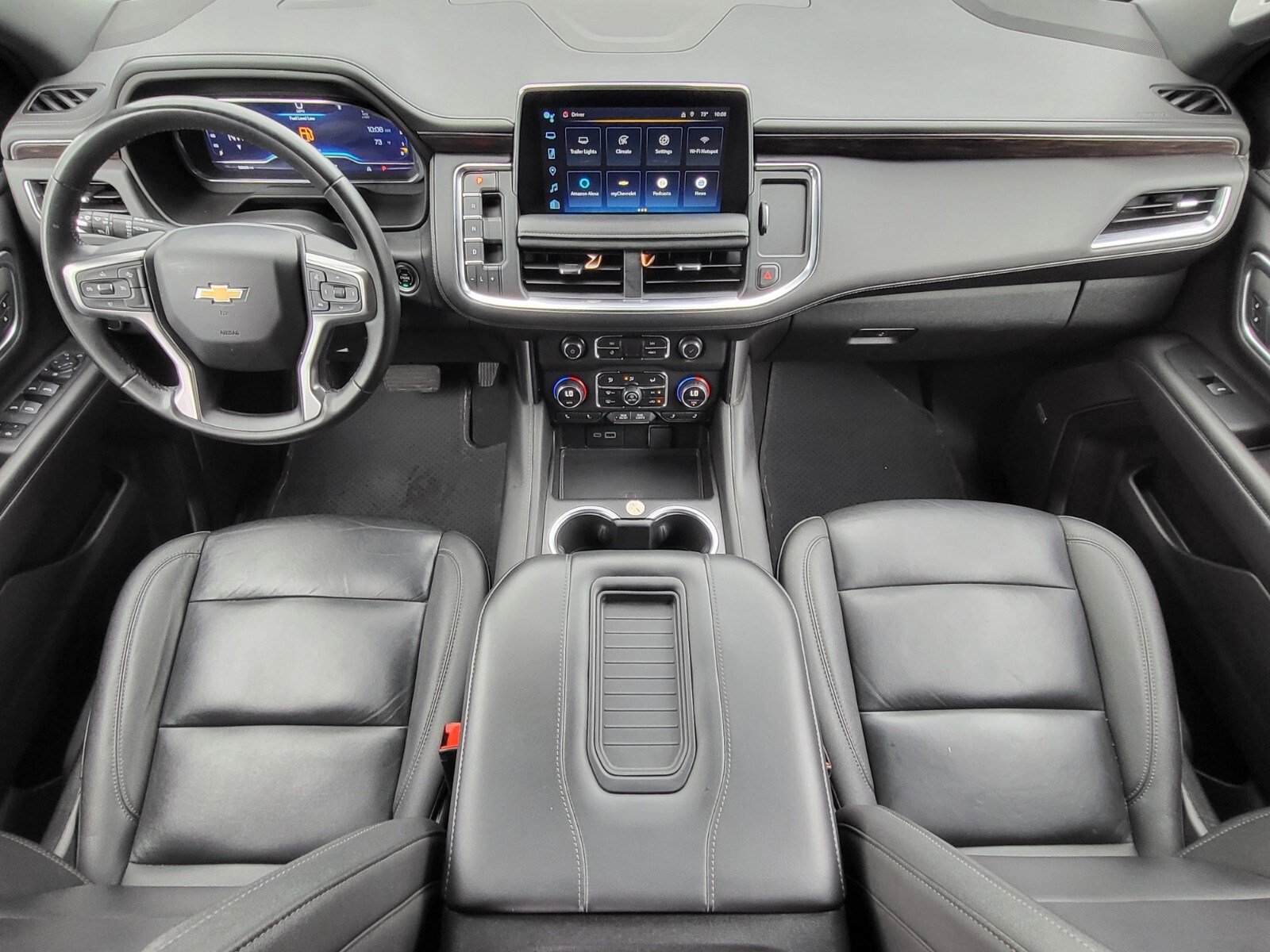 Used 2024 Chevrolet Suburban LT image 13