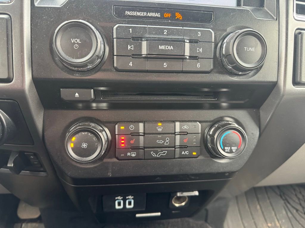 Certified 2017 Ford F150 XLT w/ Equipment Group 302A Luxury image 38