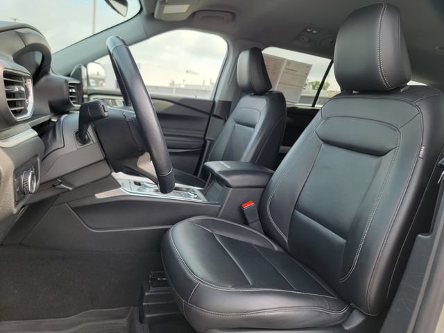 Certified 2023 Ford Explorer XLT w/ Equipment Group 202A AWD/4WD image 20