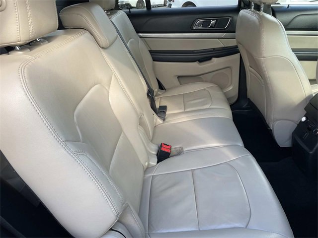 Certified 2018 Ford Explorer XLT w/ Equipment Group 202A image 33