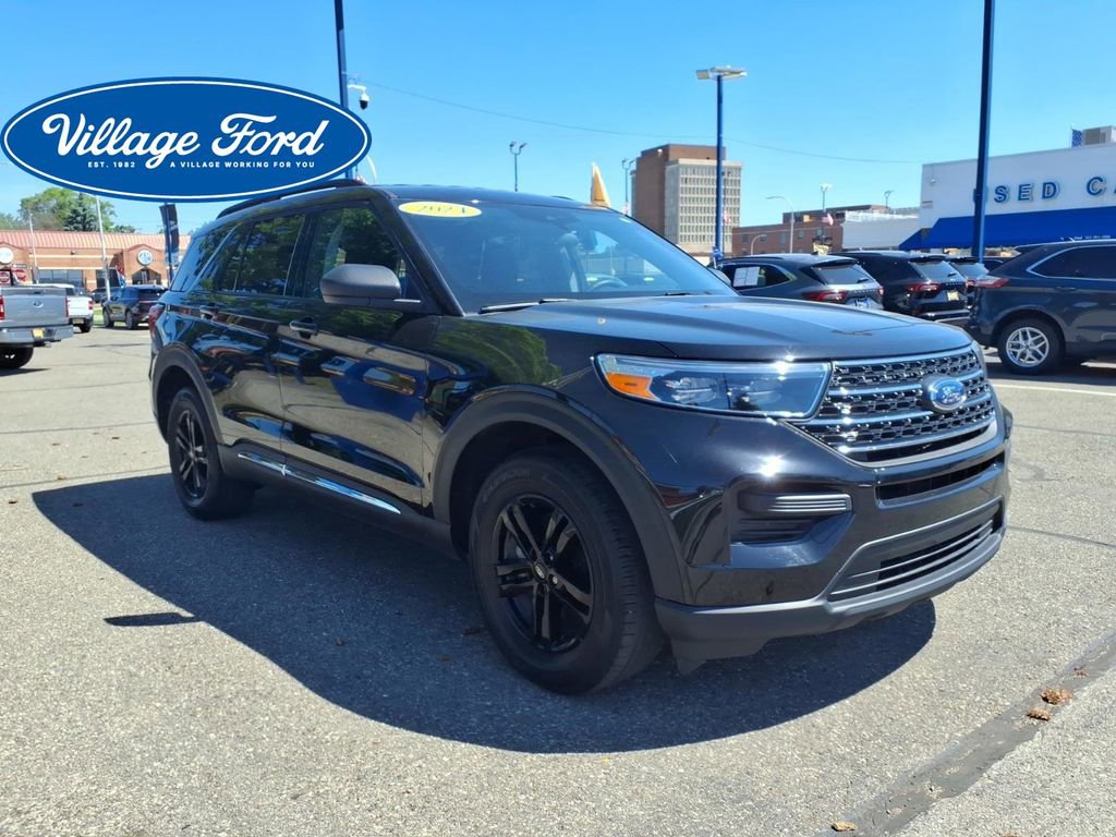 Certified 2024 Ford Explorer XLT AWD/4WD image 4