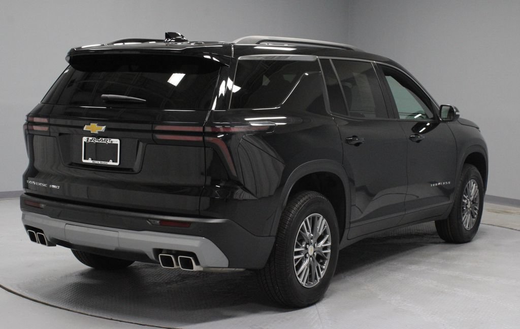 Used 2025 Chevrolet Traverse LT AWD/4WD image 11