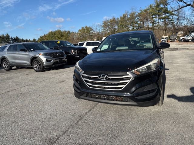 Used 2018 Hyundai Tucson SE video 2