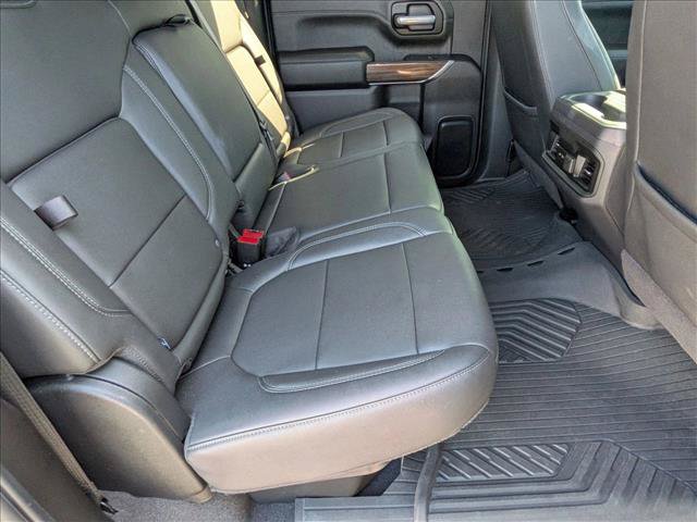 Used 2021 Chevrolet Silverado 1500 LT Trail Boss w/ Convenience Package II AWD/4WD image 18