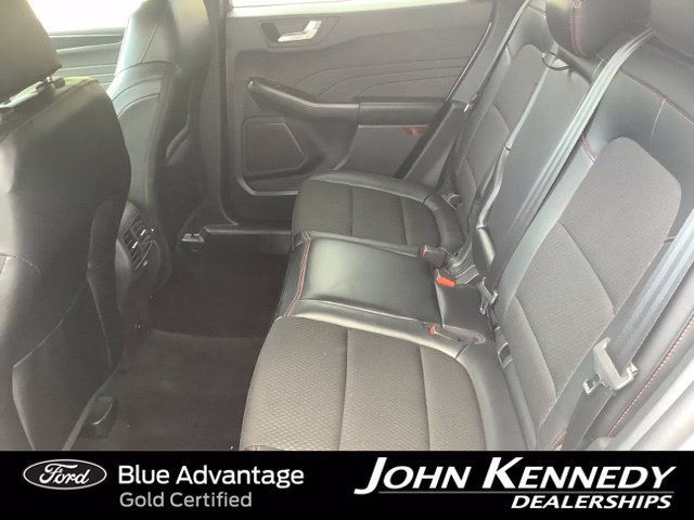 Certified 2025 Ford Escape ST-Line Select AWD/4WD image 30