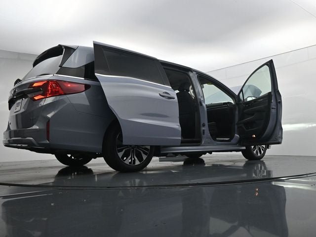 Used 2025 Honda Odyssey Elite image 43