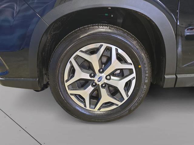 Used 2024 Subaru Forester Premium AWD/4WD image 18