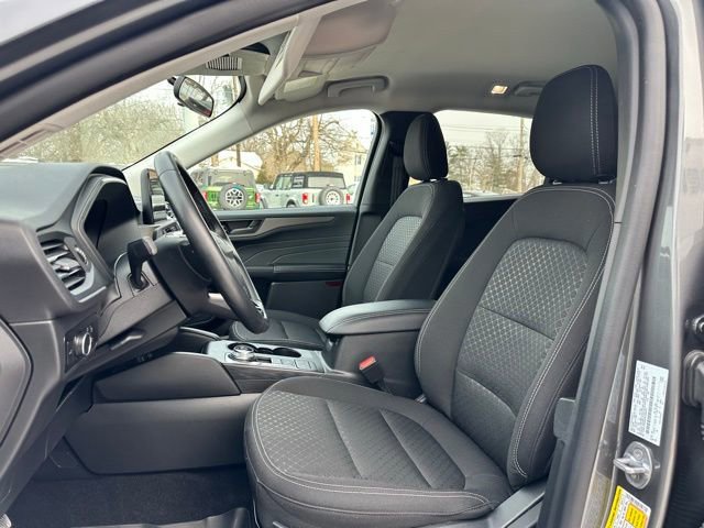 Certified 2025 Ford Escape Active w/ Cold Weather Package image 40