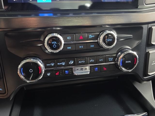 Certified 2025 Ford F450 Lariat w/ FX4 Off-Road Package AWD/4WD image 23