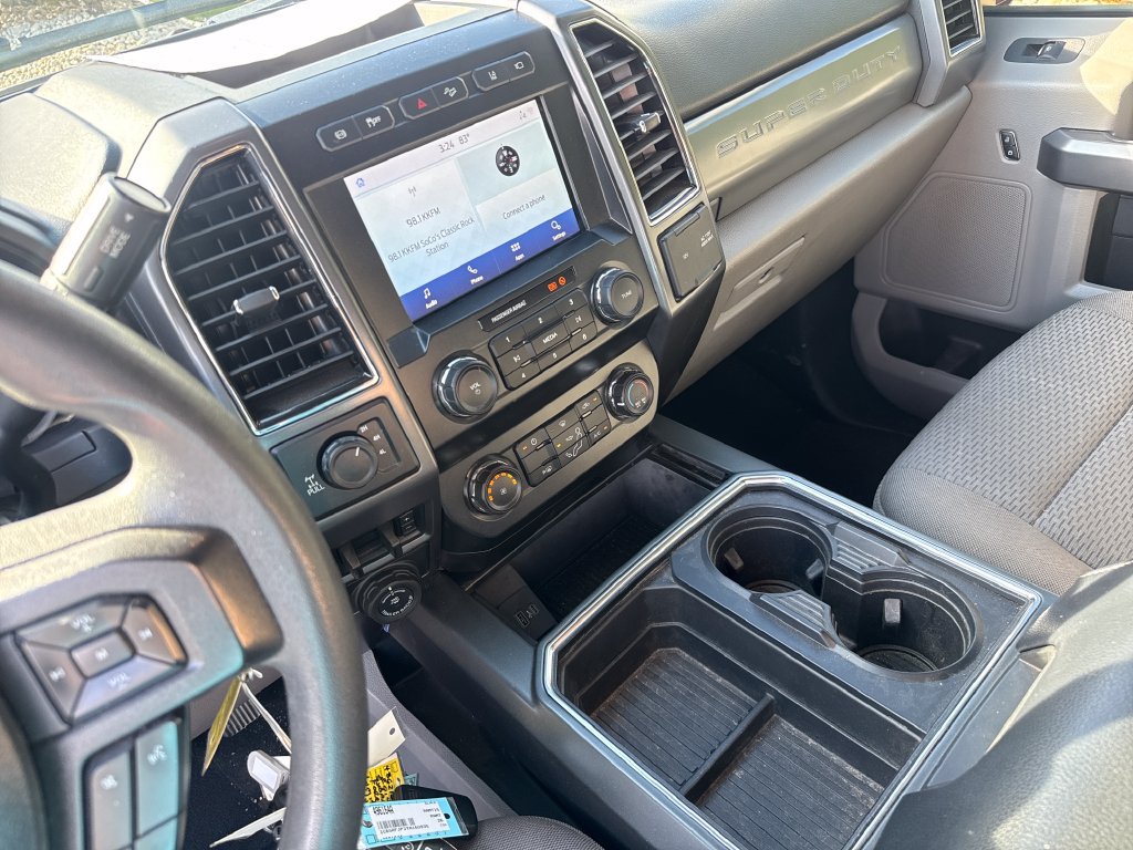 Certified 2022 Ford F250 XLT w/ Black Appearance Package AWD/4WD image 16