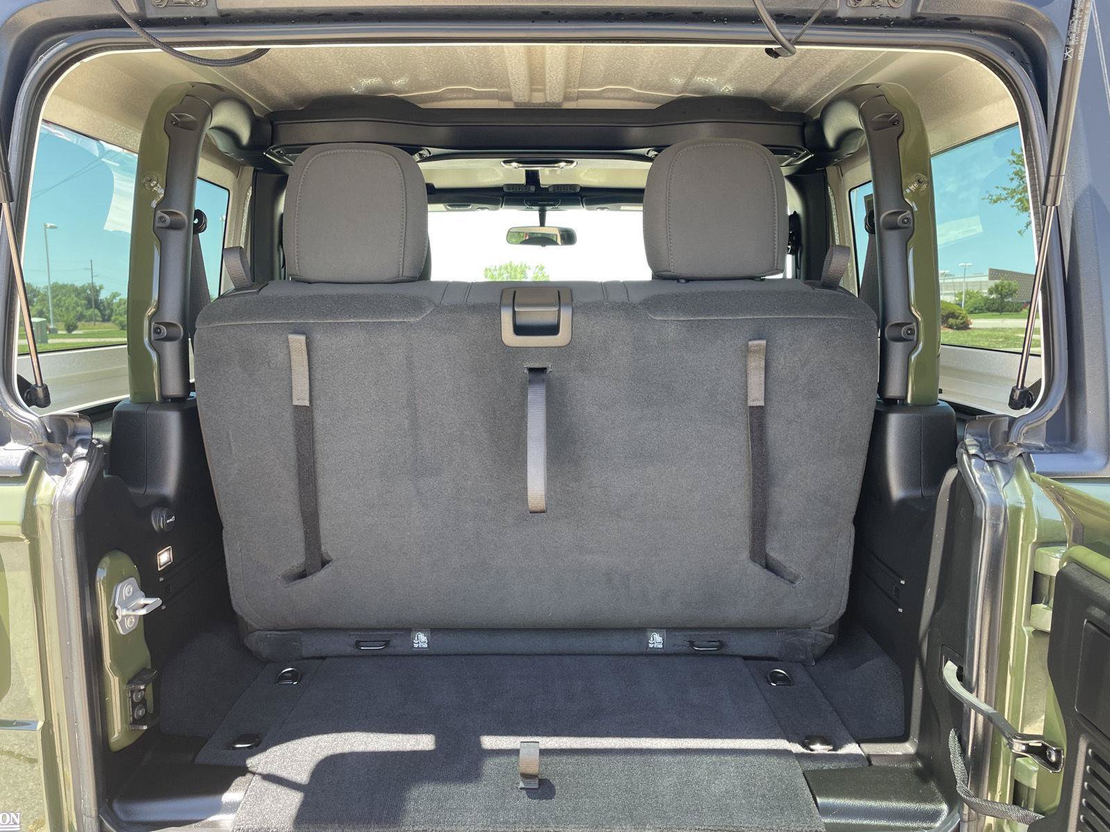 Used 2021 Jeep Wrangler Sport AWD/4WD image 31