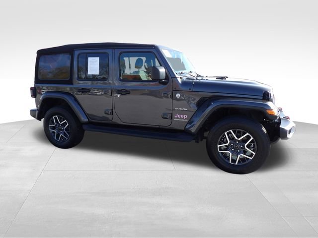 Used 2024 Jeep Wrangler Unlimited Sahara AWD/4WD image 12