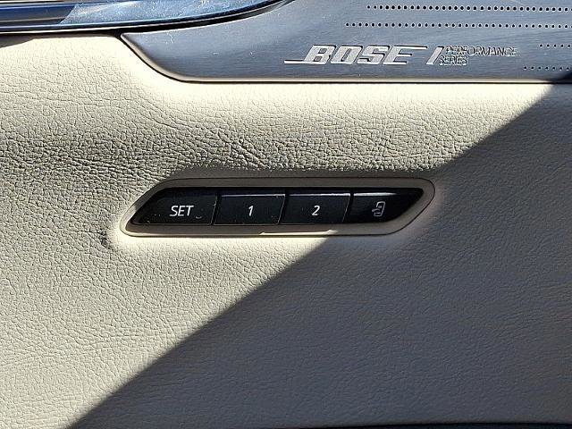 Used 2021 Cadillac XT5 Premium Luxury image 28