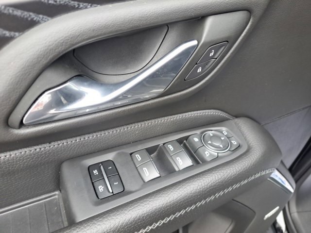 Used 2023 GMC Yukon Denali image 12