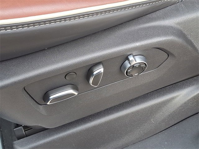 Used 2024 GMC Sierra 2500 Denali Ultimate image 31