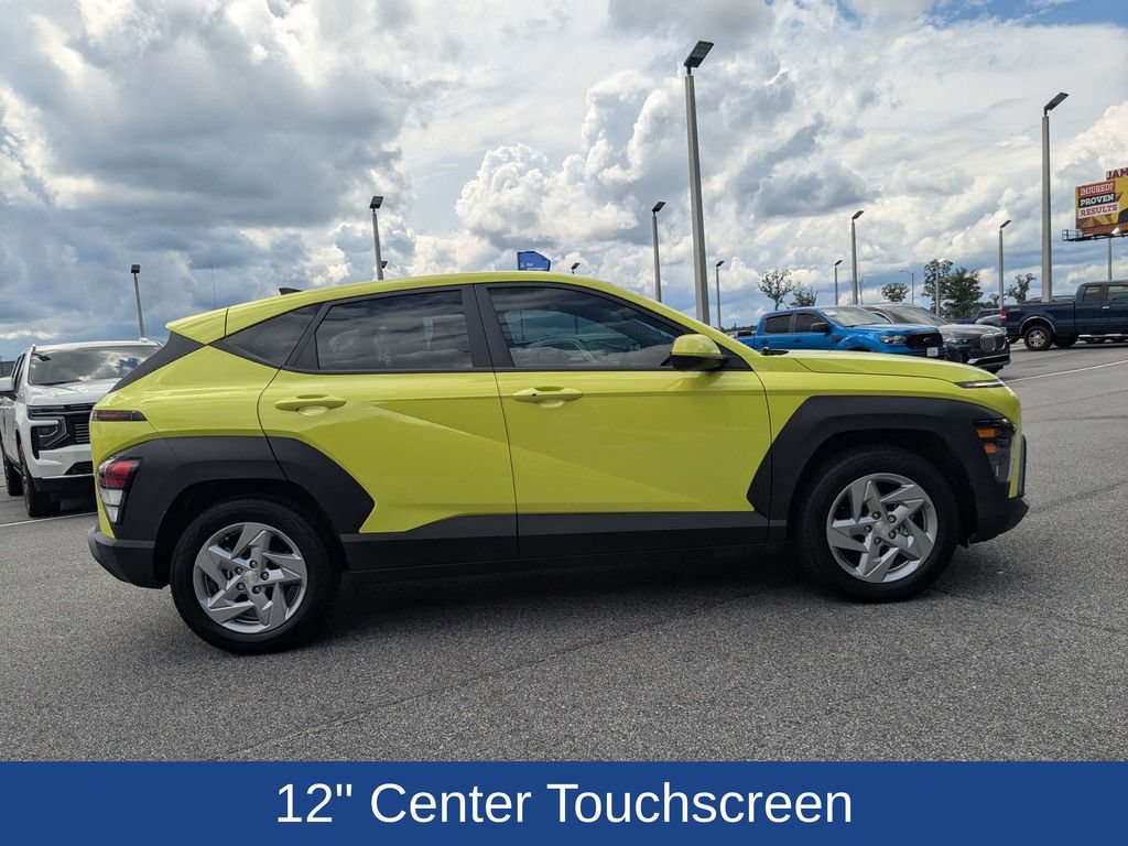 Used 2025 Hyundai Kona SE FWD video 4