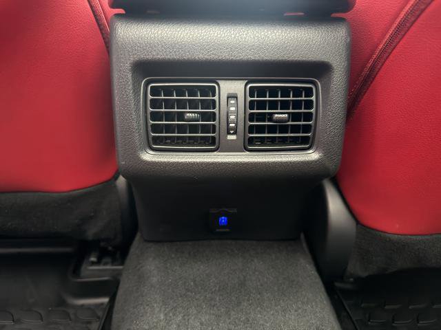 Used 2024 Toyota Camry XSE w/ Navigation Package image 33