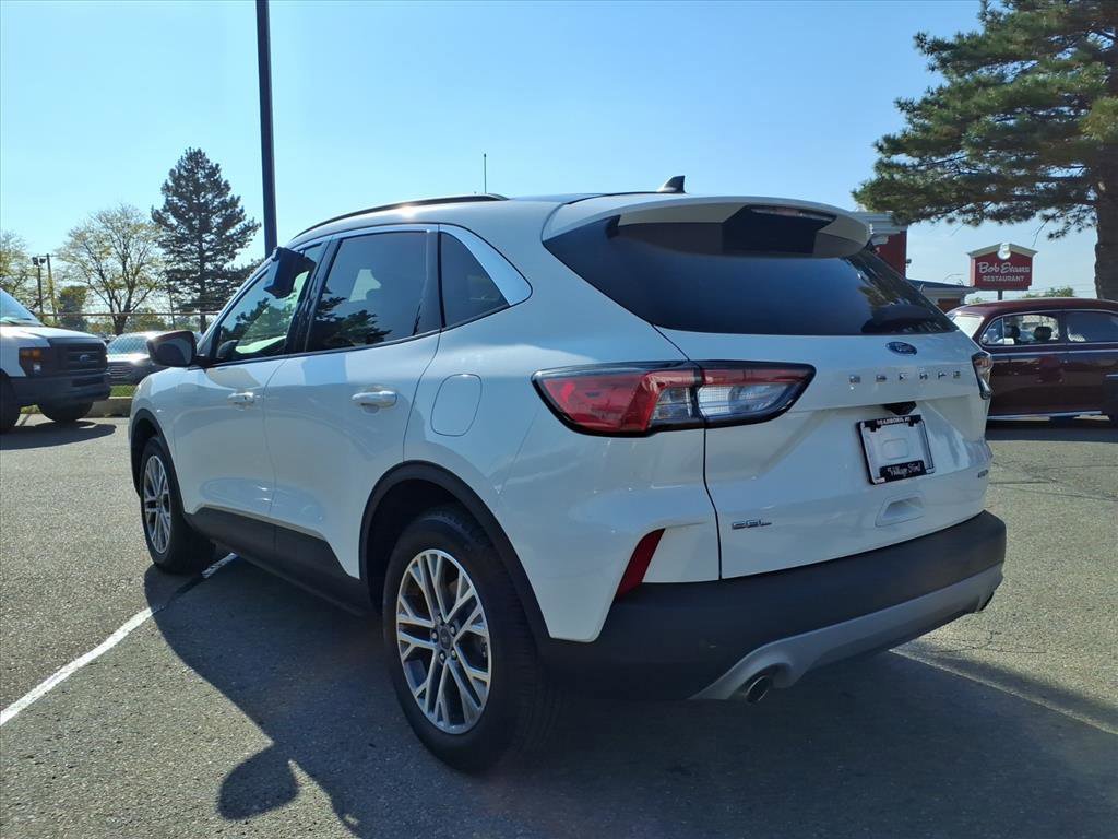 Certified 2022 Ford Escape SEL w/ Technology Package image 4