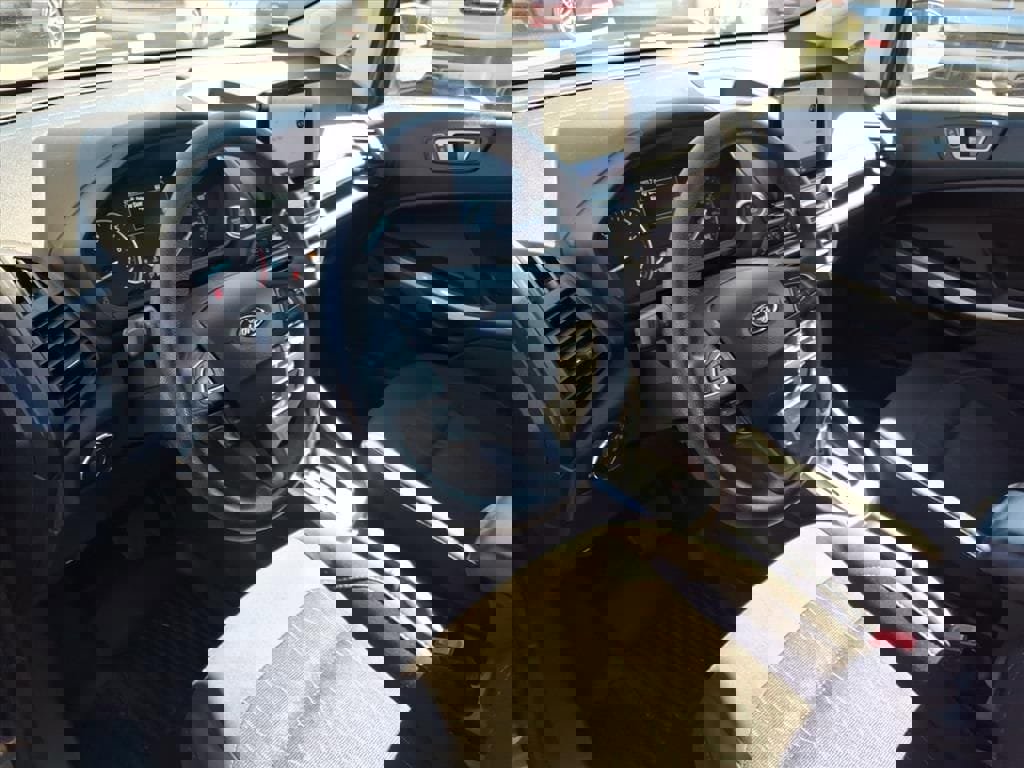 Certified 2022 Ford EcoSport SE image 15