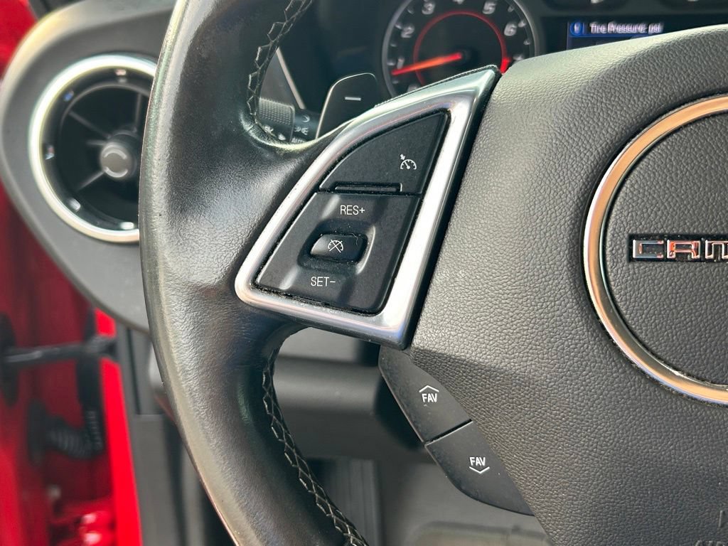 Used 2022 Chevrolet Camaro LT RWD image 34