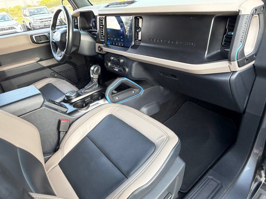 Certified 2022 Ford Bronco Wildtrak AWD/4WD image 15