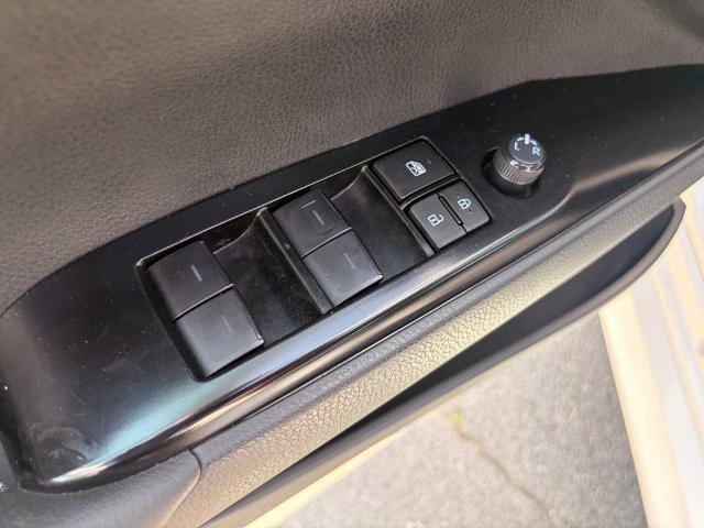 Used 2025 Toyota Camry LE image 12