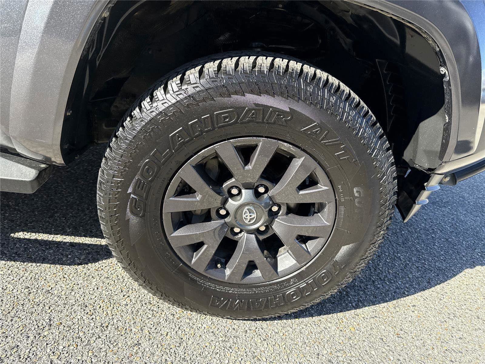 Used 2022 Toyota Tacoma SR5 image 17