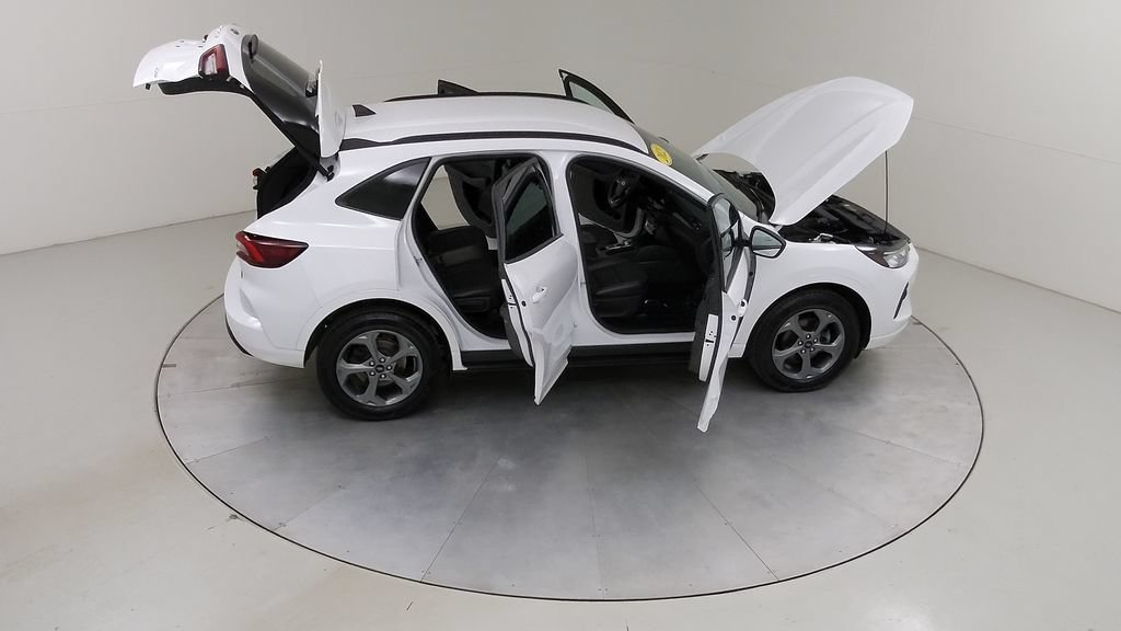 Certified 2023 Ford Escape ST-Line w/ Tech Pack #1 AWD/4WD image 47
