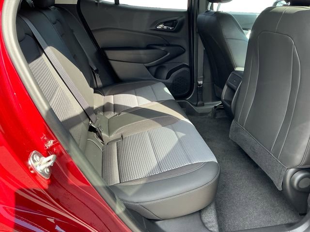 Used 2024 Chevrolet Trax LT w/ Driver Confidence Package FWD image 18