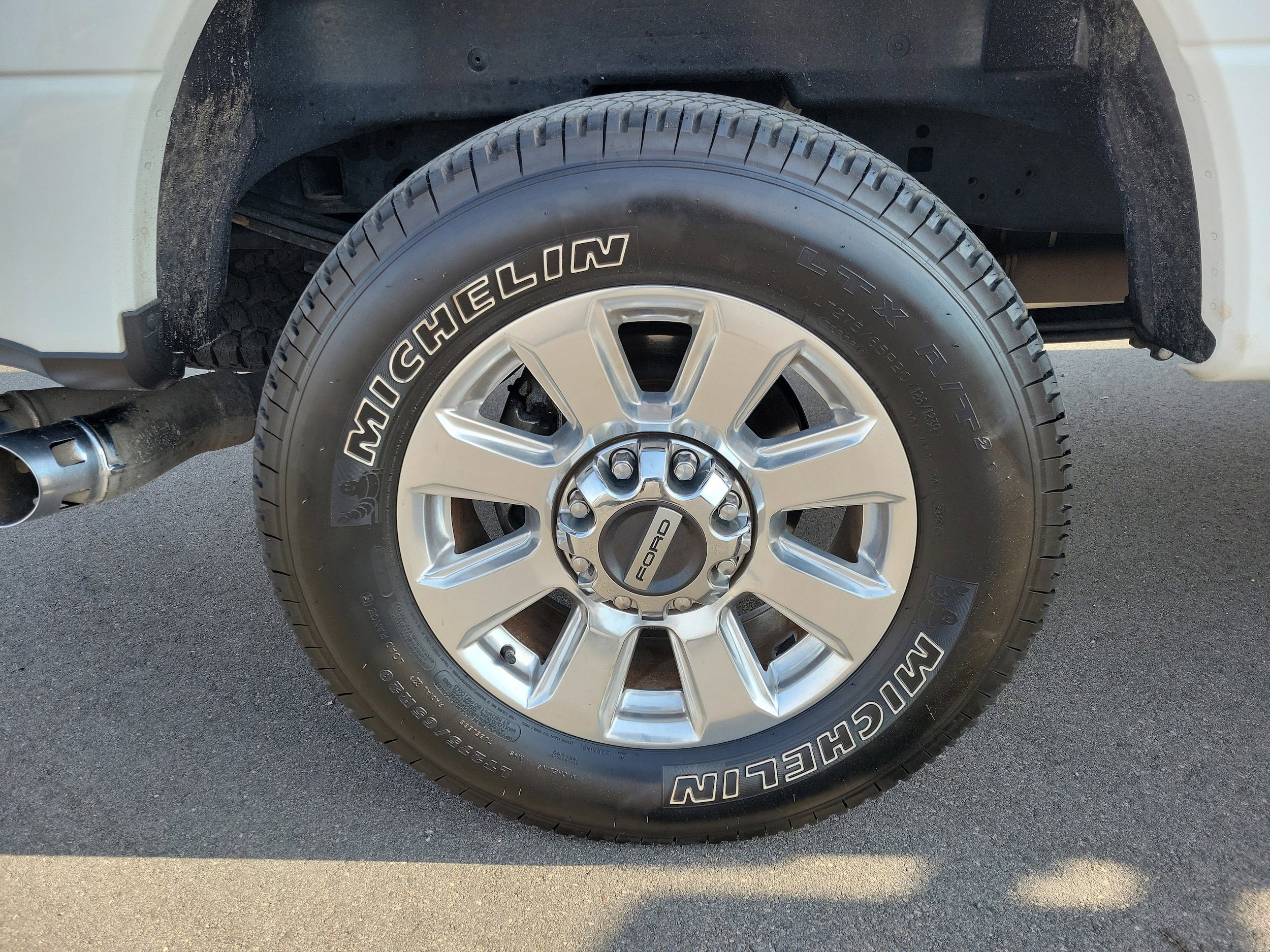 Certified 2022 Ford F250 Platinum AWD/4WD image 6