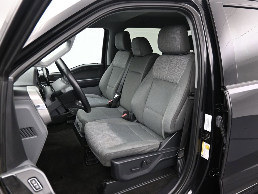 Certified 2022 Ford F150 XLT w/ Equipment Group 302A High image 38