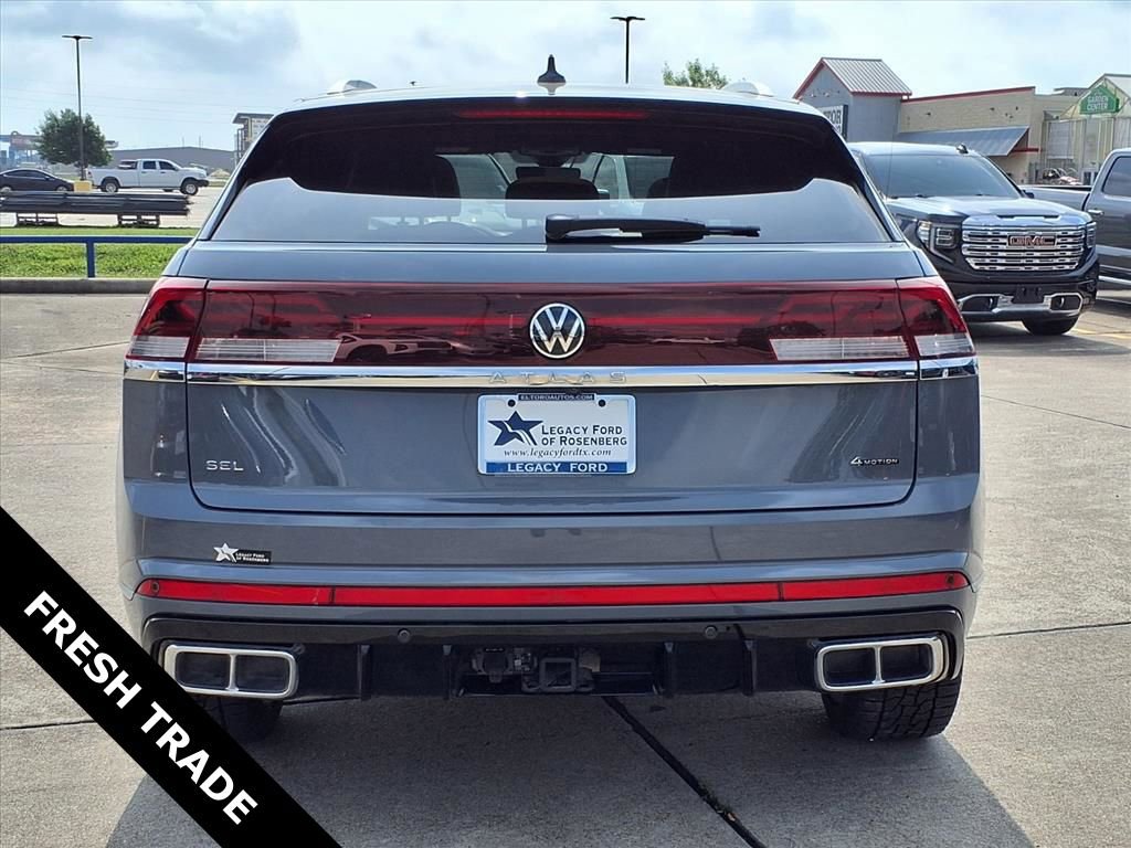 Used 2024 Volkswagen Atlas Cross Sport SEL Premium R-Line AWD/4WD image 5