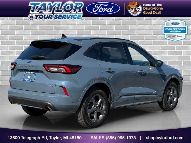 Certified 2023 Ford Escape ST-Line w/ Tech Pack #1 AWD/4WD image 3